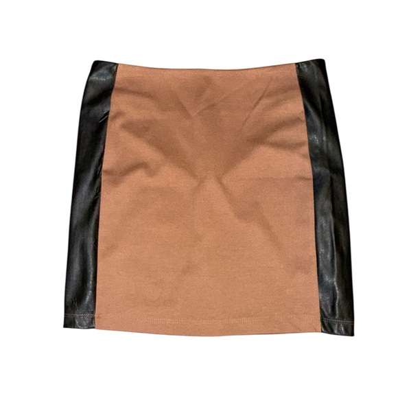 Forever 21 Tan and Black Pencil Mini Skirt Faux Leather - Picture 2 of 5
